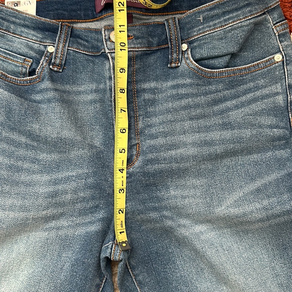 NWT • Gloria Vanderbilt • high rise skinny jeans - Picture 4 of 8